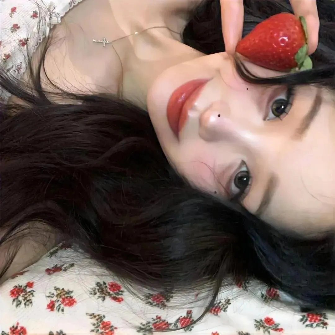 俏探女娇娃